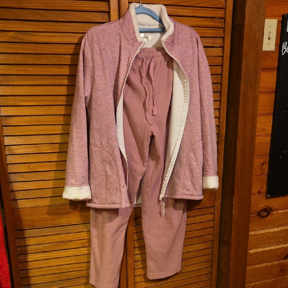 Cuddl Duds Pink Fleece Lounge Set